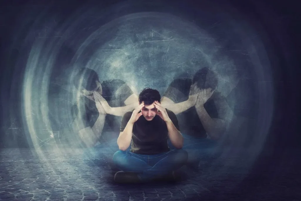 Alcohol And Hallucinations: Dangerous Signs