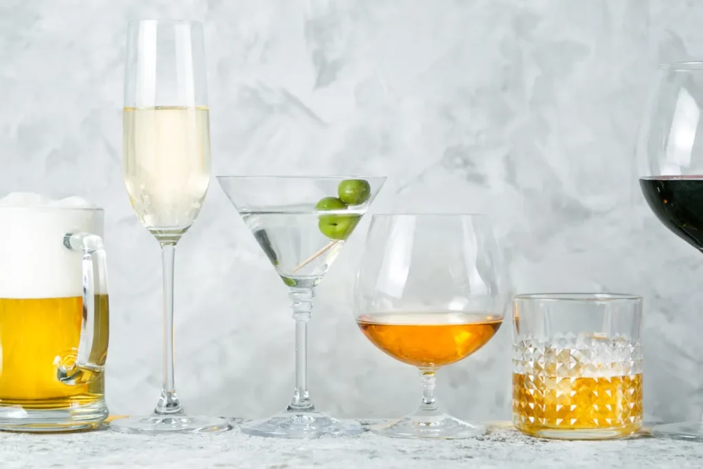 Can Alcohol Help Anxiety? The Dangerous Illusion