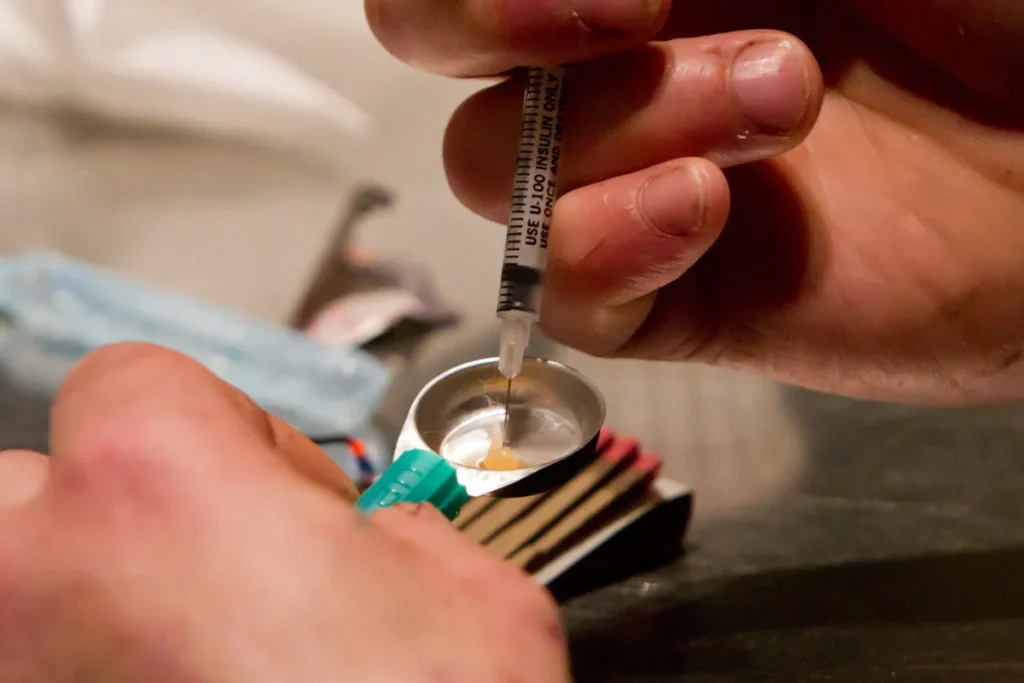 Heroin Addiction Stages: Essential Guide To Help