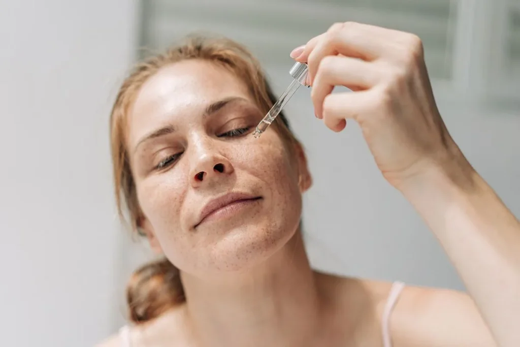 Top 5 Elizabeth Arden Prevage Anti-Aging Serums Reviewed