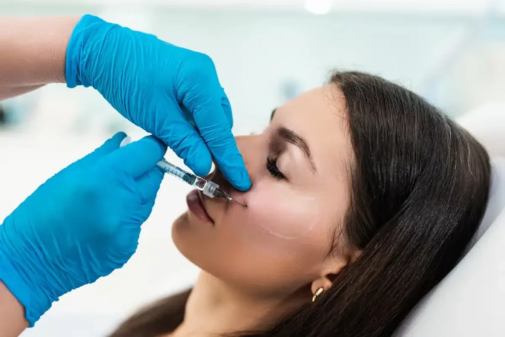 Lips Acid: Amazing Hyaluronic Benefits For You