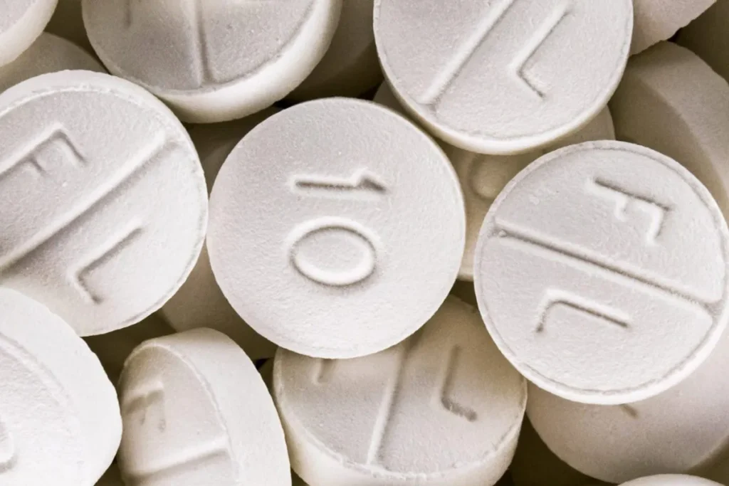 Is Cyclobenzaprine A Benzo? Expert InsightsIs Cyclobenzaprine a Benzodiazepine? How It Differs From Xanax