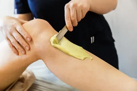 Scars On Legs: Best Amazing Ways To Heal
