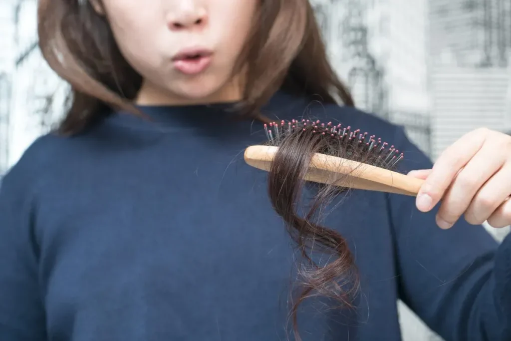 Woman Hair Fall Reason: Shocking Powerful Facts